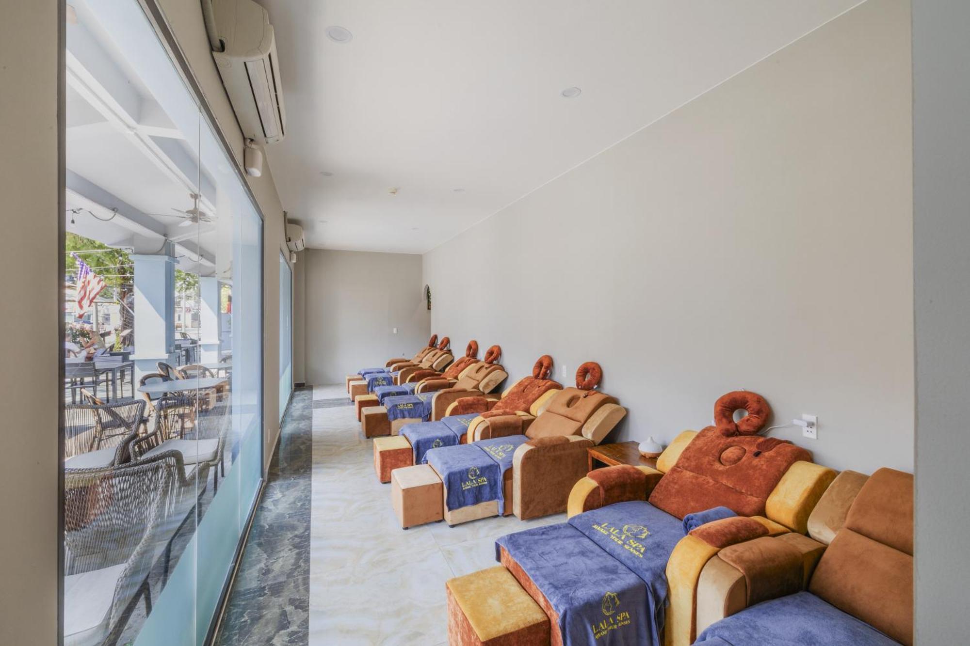 Amon Hotel דואונג דונג מראה חיצוני תמונה